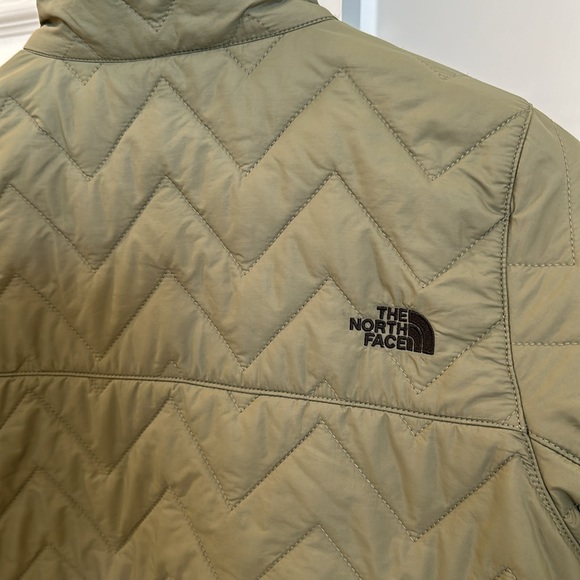 Northface Jacket - Picture 10 of 13